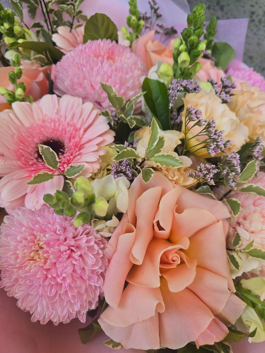 Strawberry Mousse - ROSE & CO