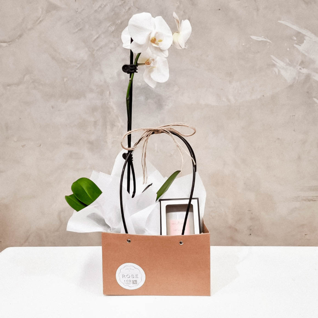 Orchid gift bag with Candle - ROSE & CO