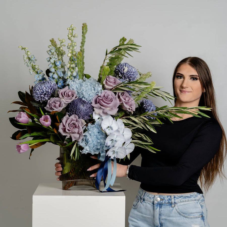Blue Moon (Vase Included)