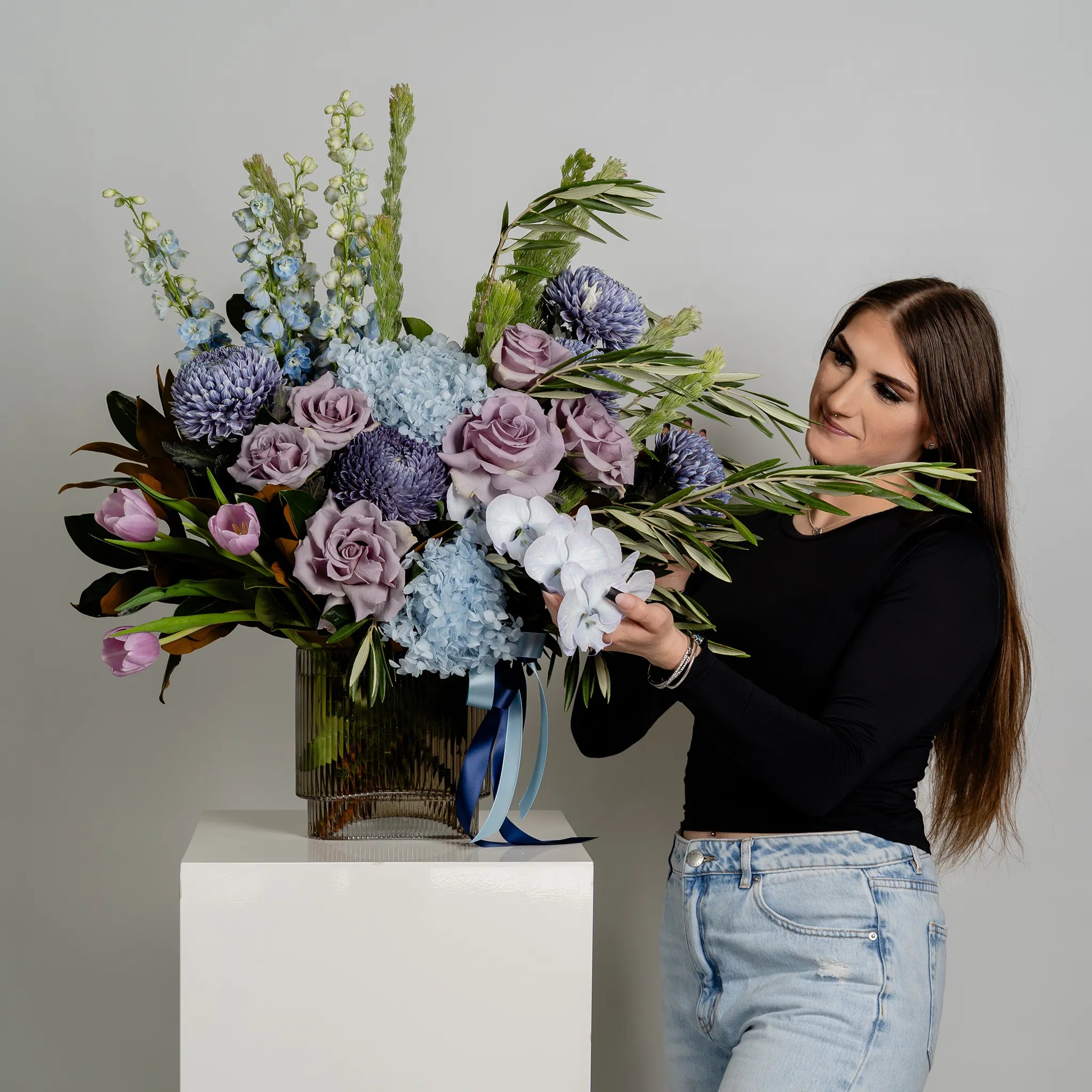 Blue Moon (Vase Included)