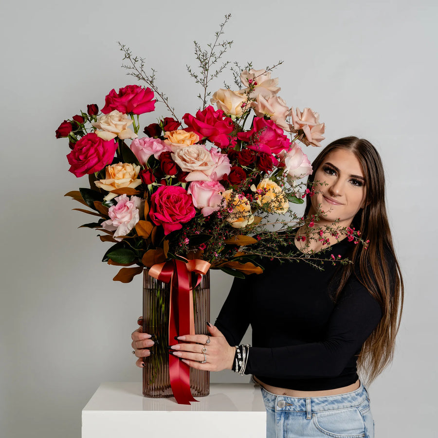Love Burst (Vase Included)