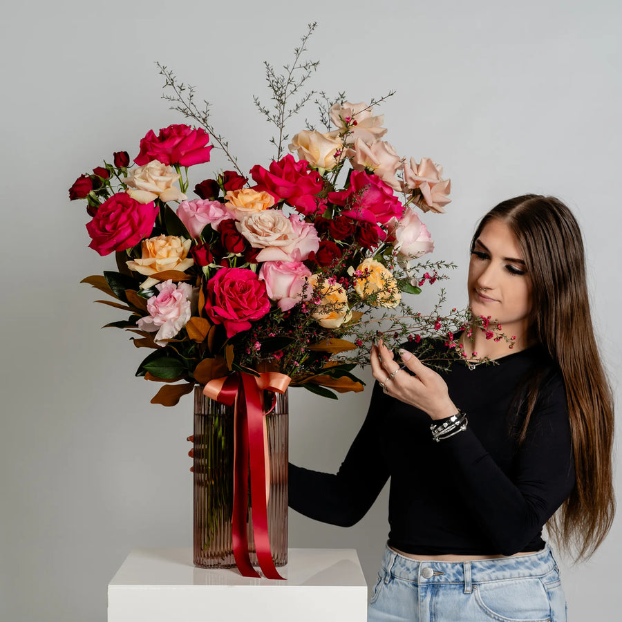 Love Burst (Vase Included)